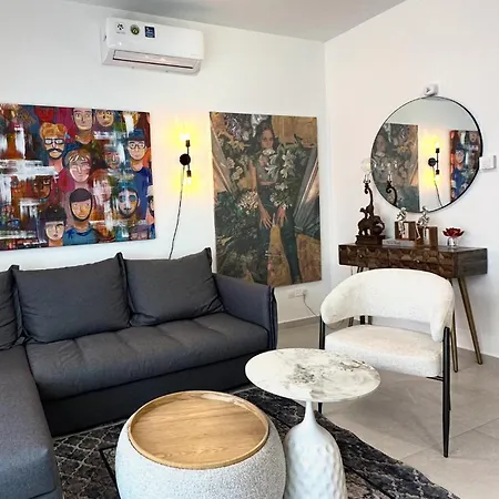 -Mari- Cozy Stay Near Unic & Medical School Nicosia Exterior photo