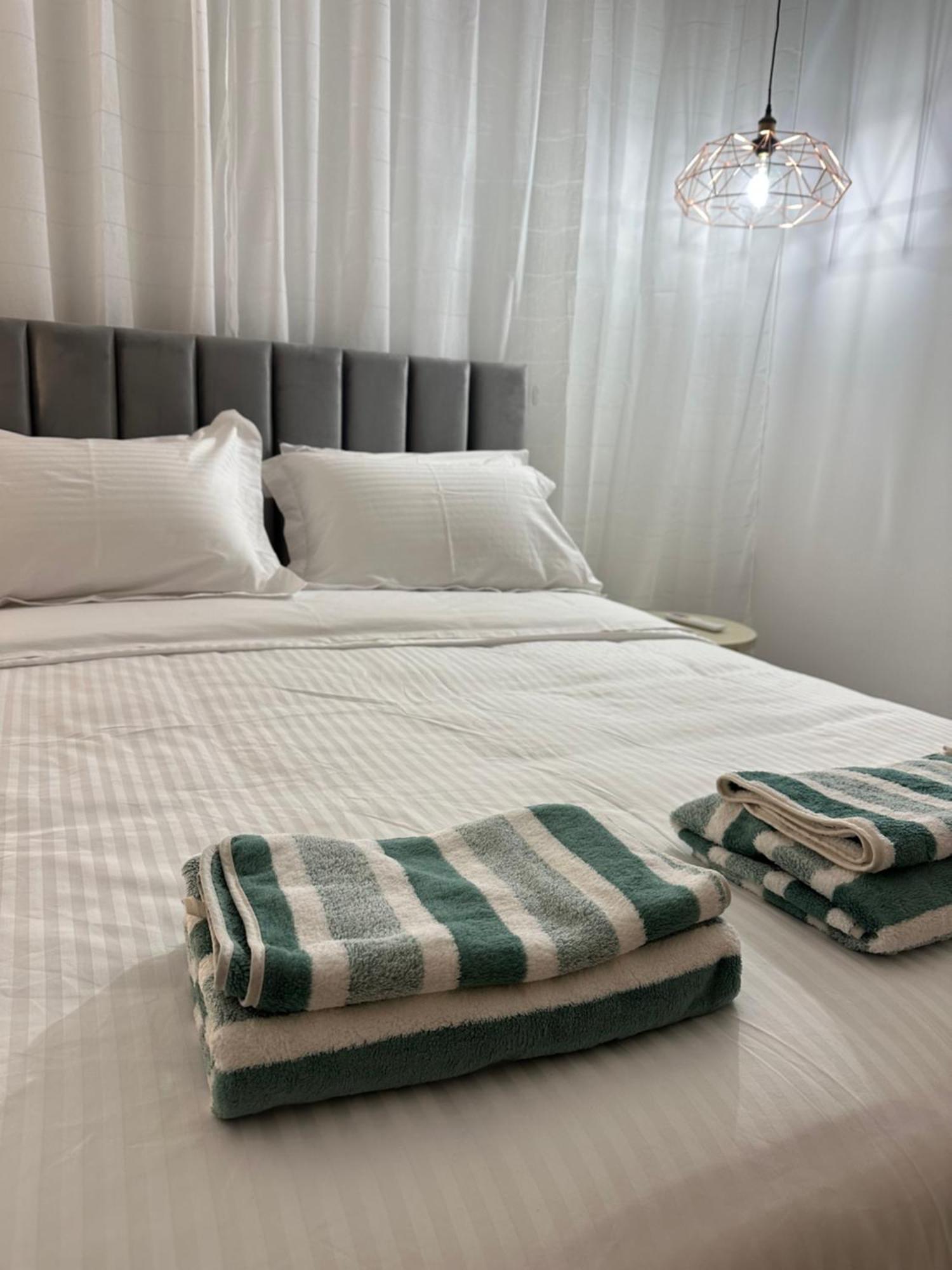-mari- Cozy Near Unic & Medical School