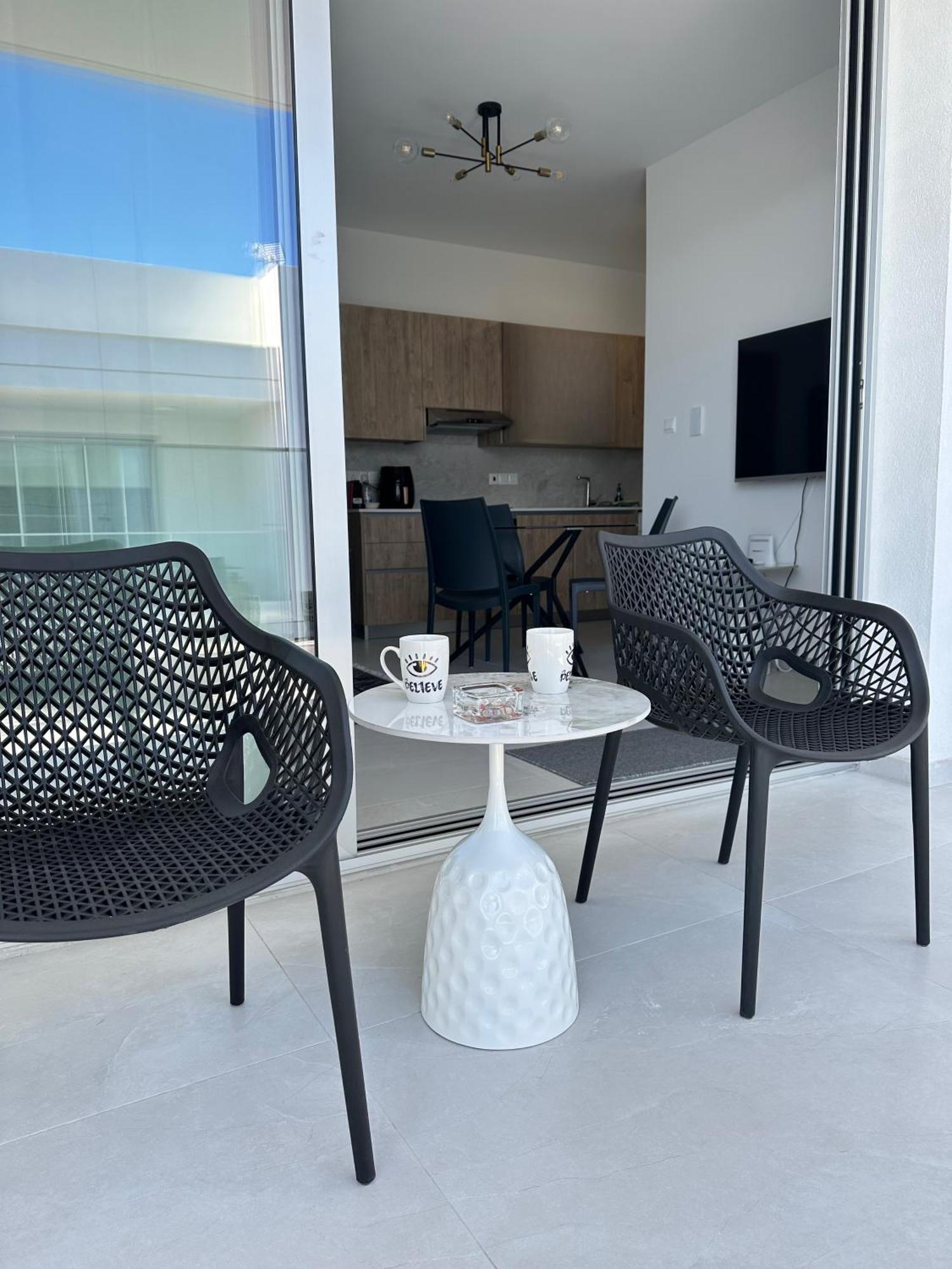 -mari- Cozy Near Unic & Medical School